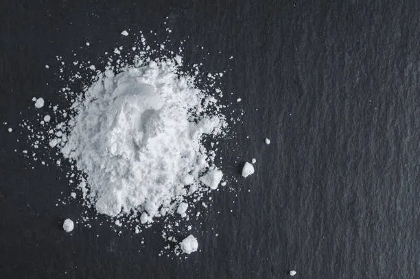 Microcrystalline Cellulose PH112 excipient powder with degree of polymerization of 350 maximum.