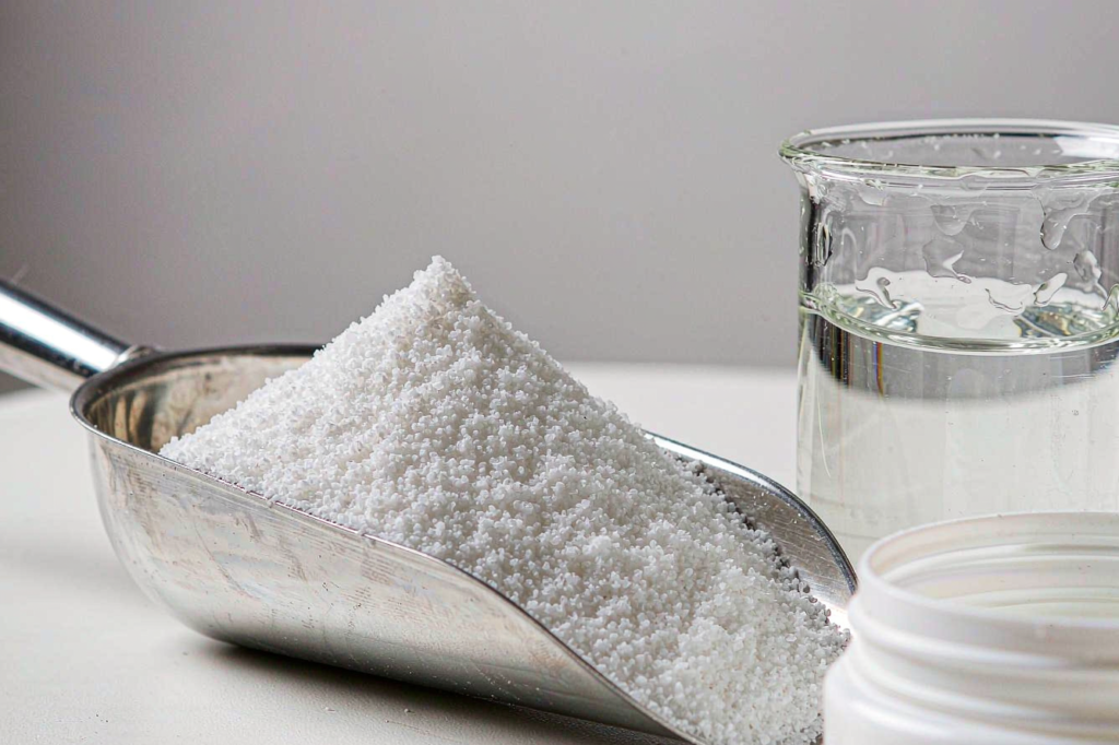 sodium hyaluronate powder scoop beaker